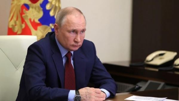 Путин призвал прокуратуру пресекать вмешательство в дела России извне