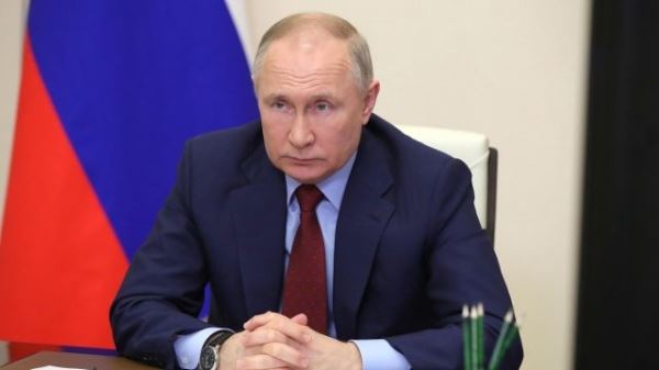Россия сделает все для безопасности своих журналистов, заявил Путин