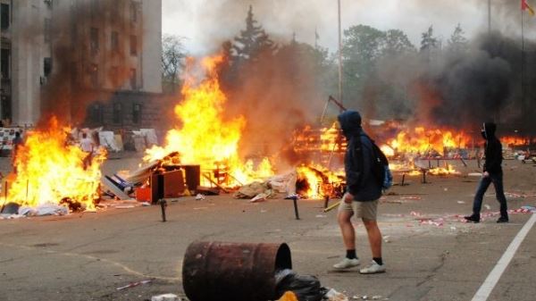 "Это стало последней каплей". Что разожгло гражданскую войну на Украине